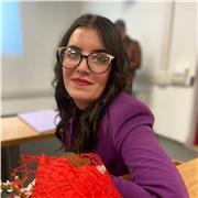 Insegnante di italiano con laurea in lettere